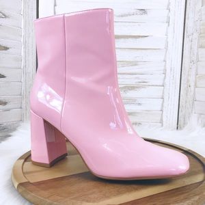 STEVE MADDEN Taryn Pink Patent Side Zip Bootie 9.5